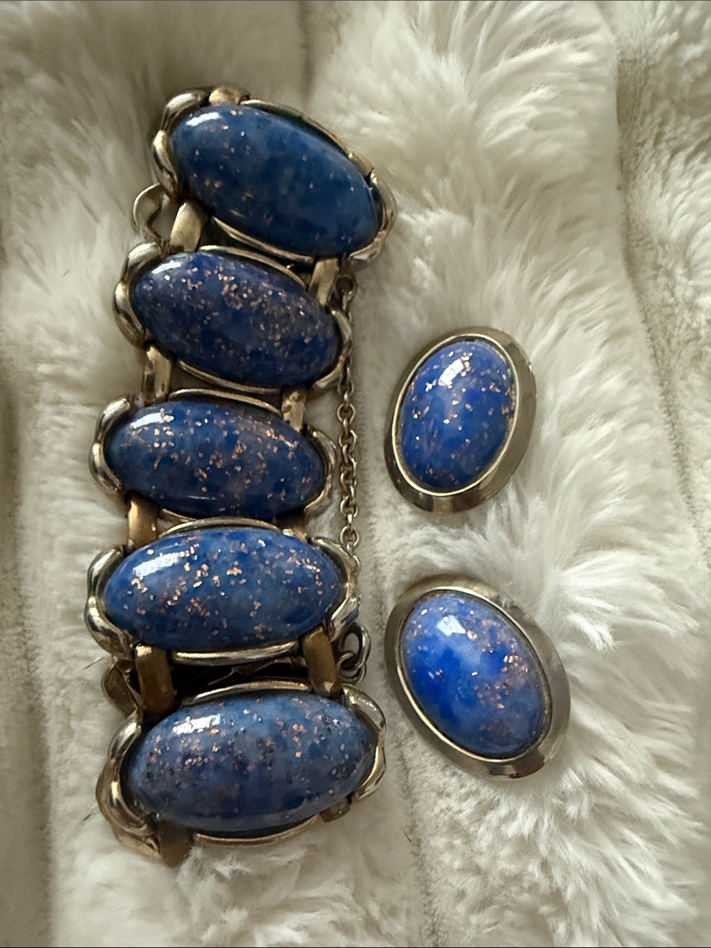 Vintage Blue Gold-Fleck Cabochon Bracelet and clip on Earring Set